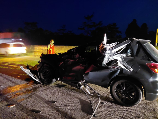 Wakapolres Lampung Utara Kecelakaan di Tol Trans Sumatera, Mobilnya Rusak Parah