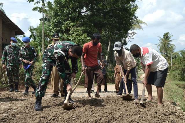 Peringati HUT Corp Polisi Militer, Denpom Lampung Gelar Bakti Sosial