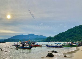 Minang Rua: Spot Pantai yang Memesona hingga Green Canyon yang Mengacu Adrenalin