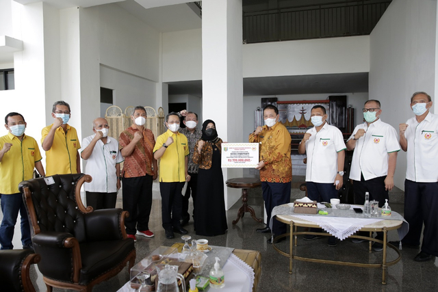 Gubernur Lampung Beri Hadiah Atlet Peraih Medali Perak Olimpiade London 2012