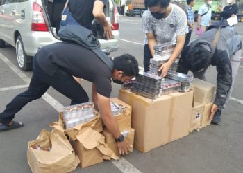 Gudang Berisi Ratusan Rokok Tanpa Pita Cukai di Bandar Lampung Digerebek