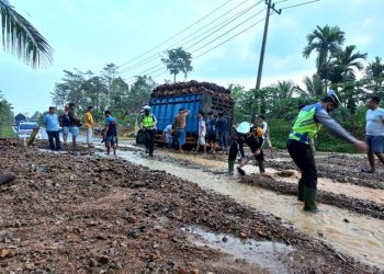 Longsor di Tanggamus, Sistem Buka Tutup Arus Lalu Lintas Diberlakukan