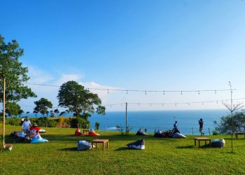 Arang Lampung: Hadirkan BBQ Resto Ditemani Paduan Suasana Bukit dan Pantai