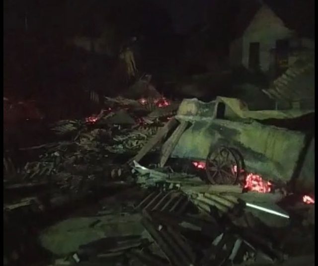 Sejumlah Ruko di Gedong Tataan Ludes Terbakar, Kerugian Capai Ratusan Juta