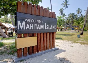 Mengunjungi Eksotisme Pulau Mahitam: Pantai hingga Cottage untuk Staycation
