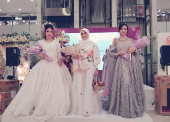 Restya Ayu: Pengusaha Dekorasi Viral yang Sukses Adakan Fashion Show Perdananya