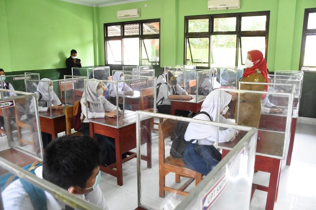 Masih Terapkan Sekolah Daring, Walkot Bandar Lampung: Semua Siswa Naik Kelas