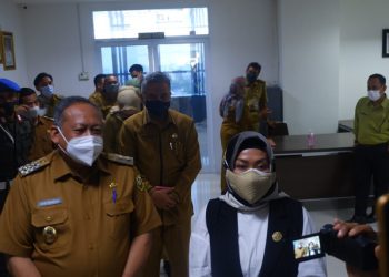 Deputi Bidang Pelayanan Publik Kemen PAN RB Tinjau Mal Pelayanan Pemkot Balam