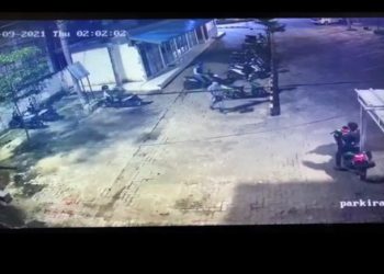 Pencurian Motor di Parkiran Stasiun Tanjung Karang, Bandar Lampung, Terekam CCTV