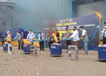 Jutaan Rokok Dimusnahkan, Bea Cukai Sumbagbar Sebut Konsumen Rokok Ilegal Naik