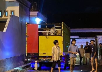 Tanaman Bunga Milik Warga di Bandar Lampung Hilang Terendam Banjir