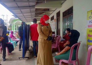 Sambangi Puskesmas, Walkot Bandar Lampung Pastikan Vaksinasi Terus Digencarkan