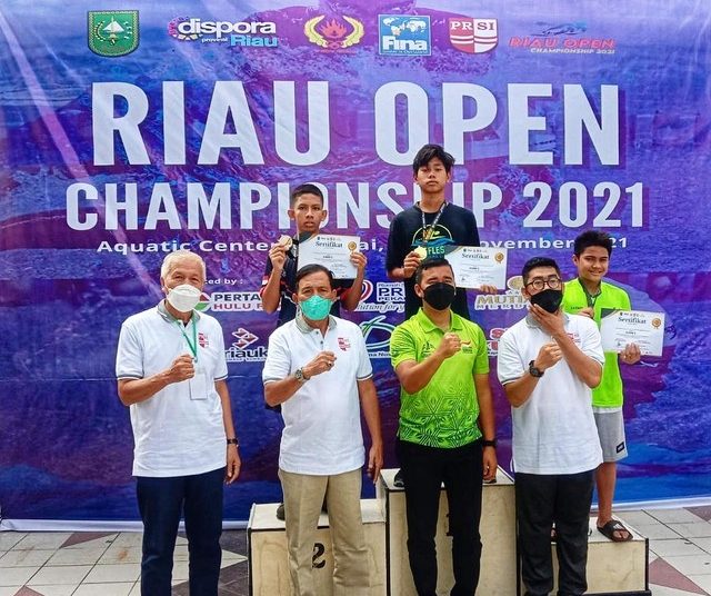2 Perenang Asal Bandar Lampung Raih 7 Medali Emas di Kejuaraan Renang Riau Open