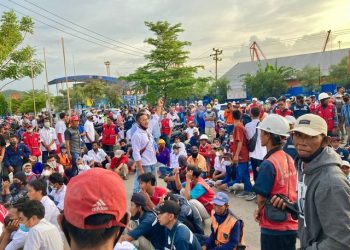 BPJS Belum Dibayar, Ratusan Buruh di Pelabuhan Panjang Mogok Kerja