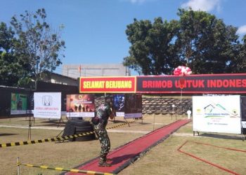 Momen Dansat Brimob Polda Lampung Buka Lomba Menembak Karawista Cup 2022