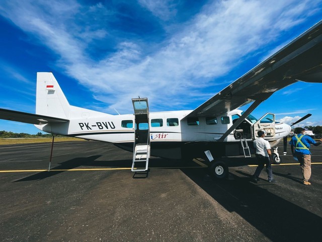 Foto: Penerbangan Perdana Susi Air Rute Bandar Lampung – Krui