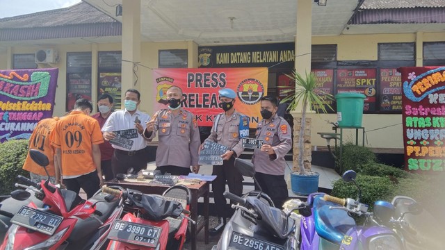 Gerebek Kosan di Bandar Lampung, Polisi Amankan Belasan Motor Hasil Curian