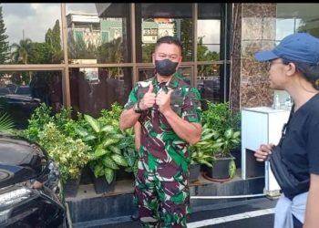 Danbrigif 4/Marinir BS Beserta Ajudan Datangi Polresta Bandar Lampung