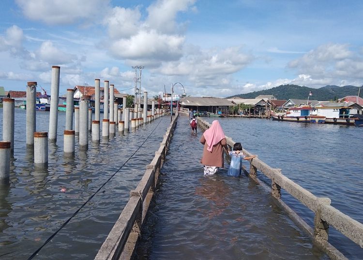Waspada Banjir Rob di Pesisir Lampung pada 31 Mei – 3 Juni 2022