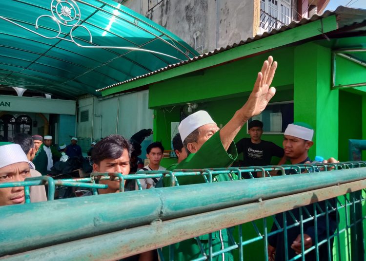 Pimpinan Khilafatul Muslimin Ditangkap di Depan Masjid di Kota Bandar Lampung