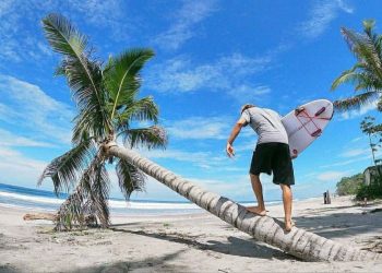 12 Peselancar Lokal Siap Bersaing pada Liga Selancar Internasioal di Lampung