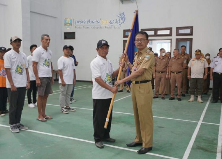20 Peselancar Asal Pesisir Barat Wakili Lampung pada Kejuaraan Surfing Nasional