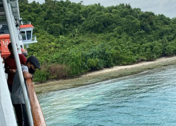 Kapal Terdampar di Pulau Tak Berpenghuni di Lampung Selatan