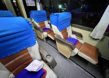 Naik Damri Royal Class dari Lampung ke Jakarta, Kursinya Luas Banget!
