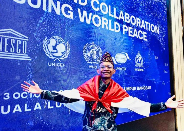 Anak Kampung Lempuyang Bandar Mendunia