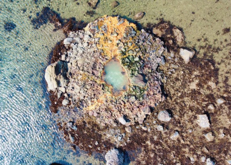 Mengunjungi Rumah Makan di Lampung Selatan, yang Punya Kolam Air Panas Alami
