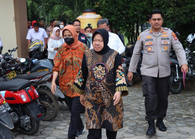 Mensos Janji Lunasi Utang Ibu Korban Pemerkosaan Ayah Tiri di Lampung Tengah