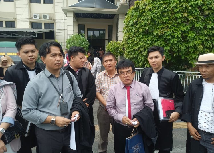 Dinilai Banyak Kejanggalan, Kuasa Hukum Kadis PMD Lampura Akan Surati Kejagung