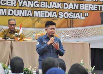 CEO Lampung Geh Ajak Ratusan Pelajar Bijak dan Beretika dalam Bermedsos